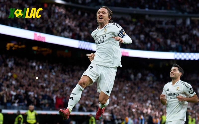 Đánh giá cầu thủ và huấn luyện viên